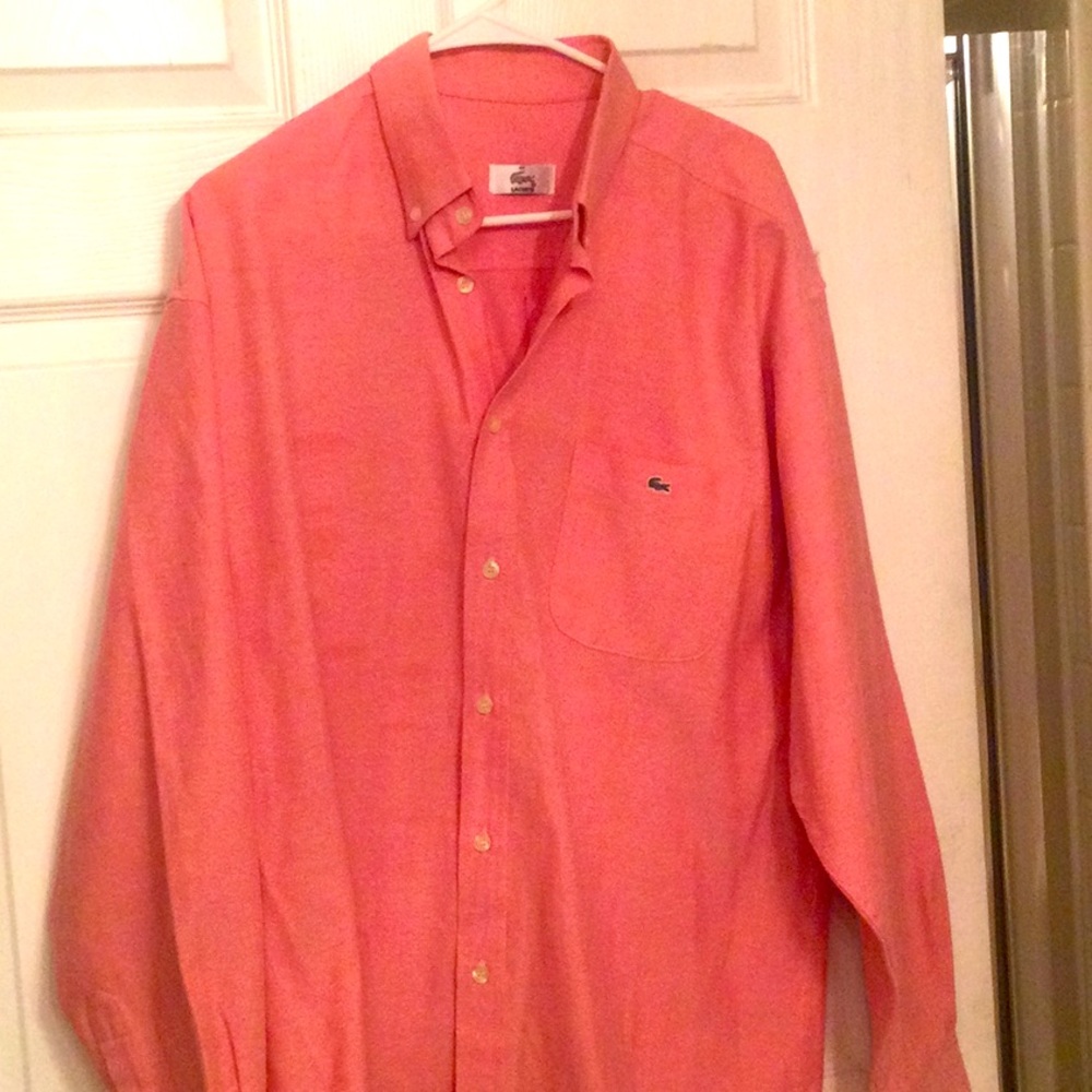 I’m selling a Lacoste shirt size 44